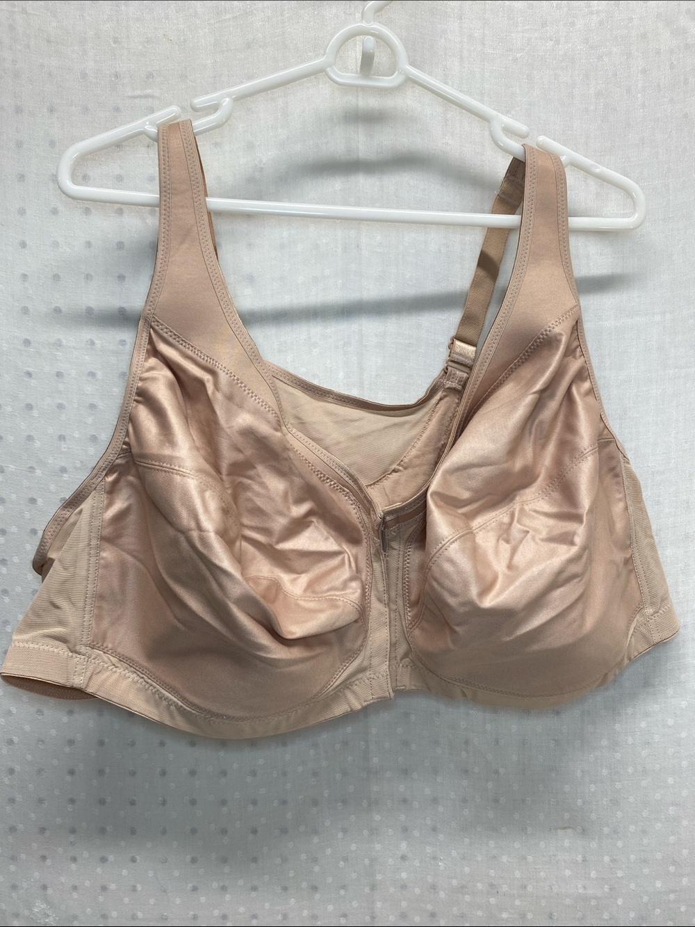 Glamorise Nude Front-Closure Support Bra Front Closure Wirefree Size 58B